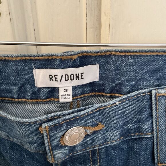 Re/Done Jeans Women's 34 Bay Fade Med Wash Straight Leg Button Front NWT - Picture 11 of 16